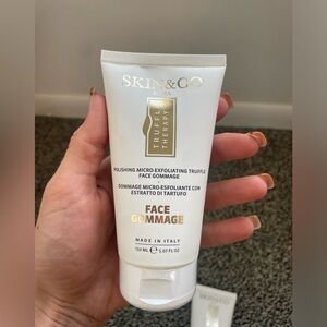 Skin Co Truffle Therapy Face Gommage 5.07 fl oz 150 mL Full Sz Scrub SEALED -J